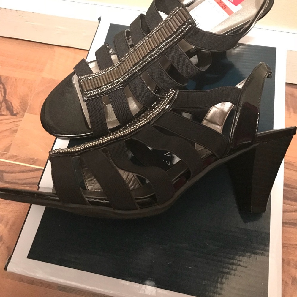New In Box Karen Scott Black Strap Sandals/Heels